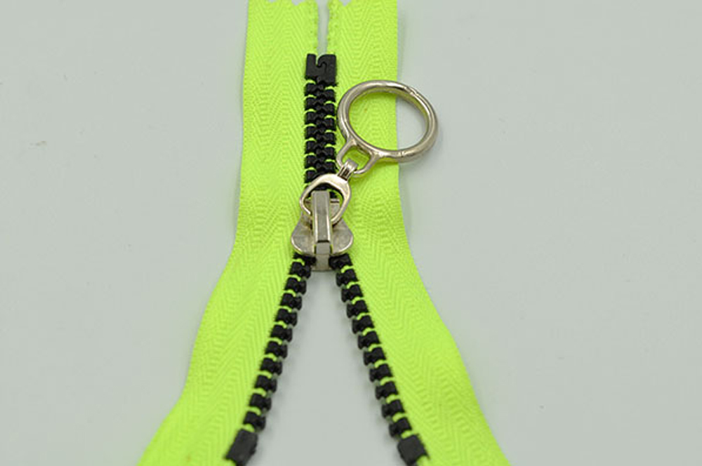 Tekstilde Fermuar Çeşitleri ve Kullanım Alanları